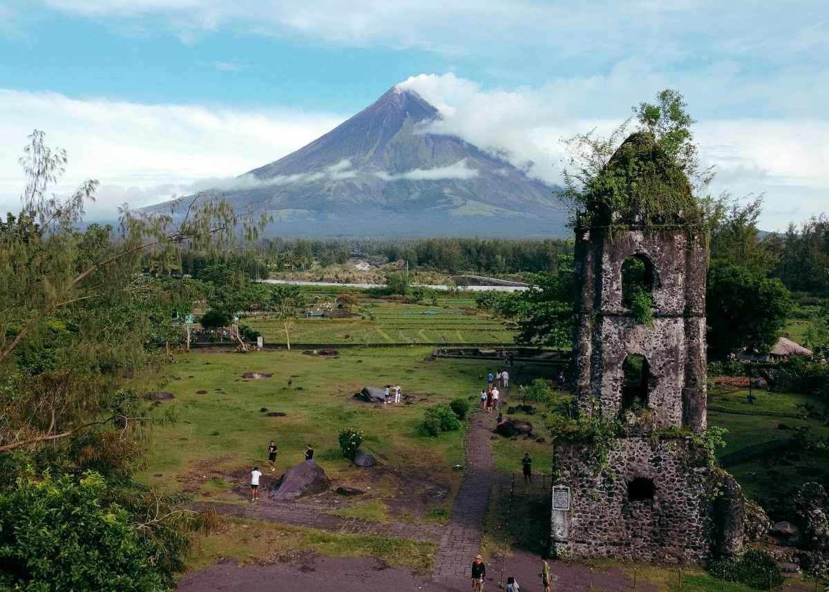 Cagsawa Ruins, Albay