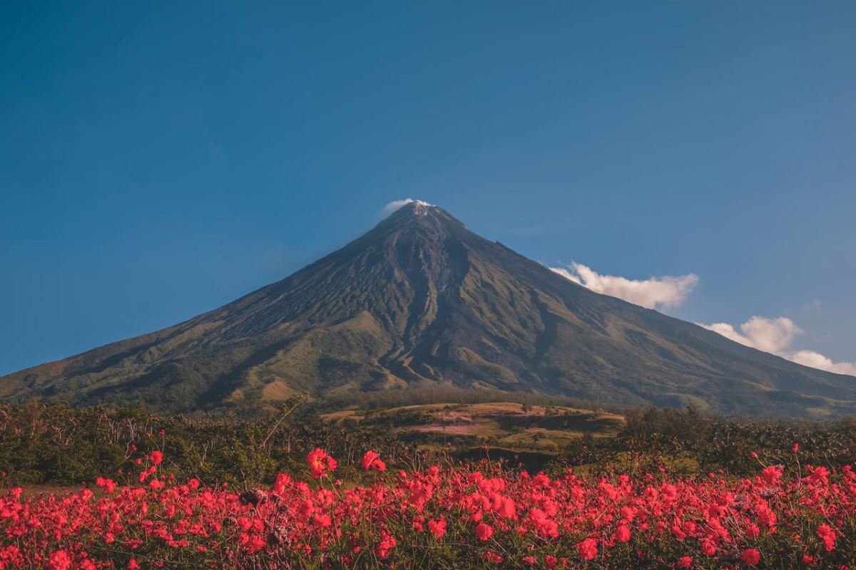 Mt. Mayon, Albay Philippines