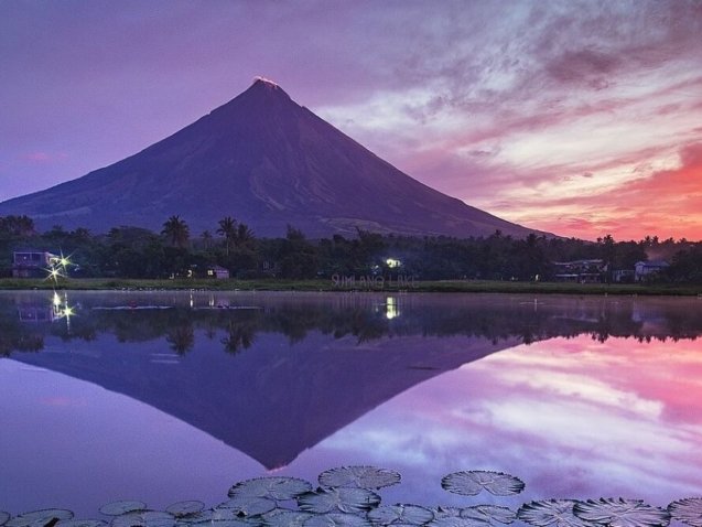 Mayon Volcano Stratovolcano