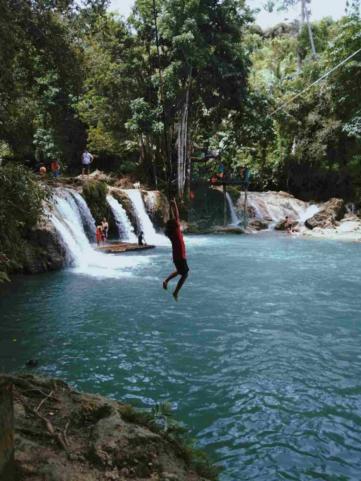 Cambugahay Falls